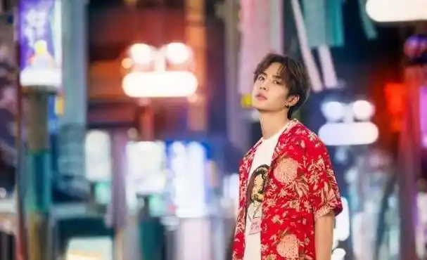 一博的古装剧看多了,终于出新花样了,还俘获了一名"不二臣"_陈情_赵今