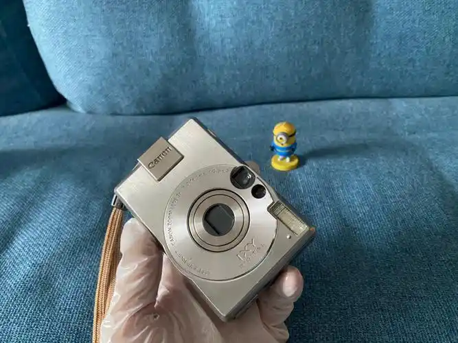 佳能ixy300a易烊千玺升级版老式数码相机