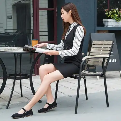 一兜老北京布鞋女单鞋浅口上班鞋春秋季防滑一字扣酒店宾馆服务员黑色