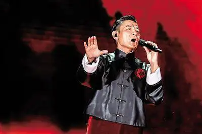 刘德华在央视春晚放歌