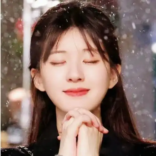 赵露思桑稚头像#我们的桑稚真的还可爱啊,好多都适合截下来当头像,谁