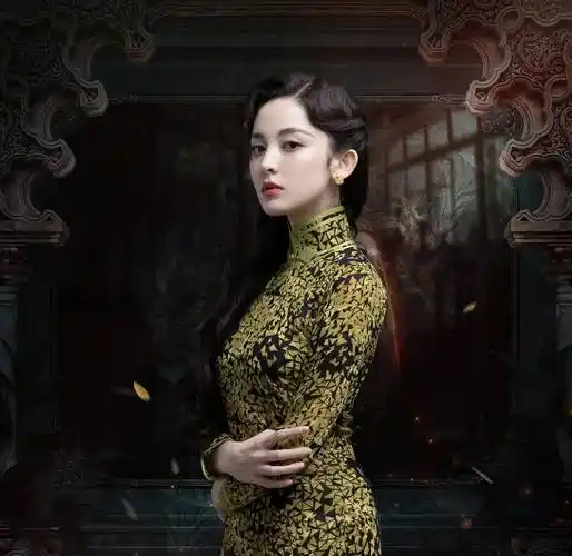 古力娜扎的长相本就立体精致,旗袍对于古力娜扎来说,最大的好处就是