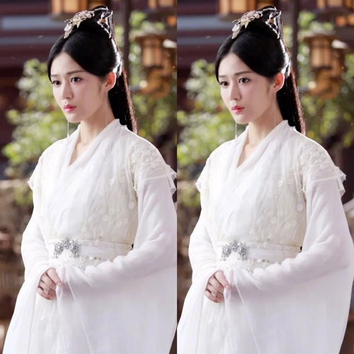 女星古装剧中身穿花瓣衣服杨紫赵露思鞠婧祎你觉得谁最美