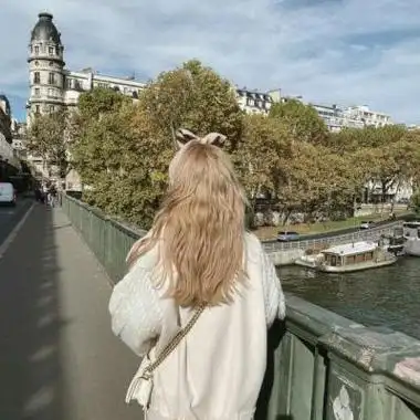 女生背影头像图片帅气