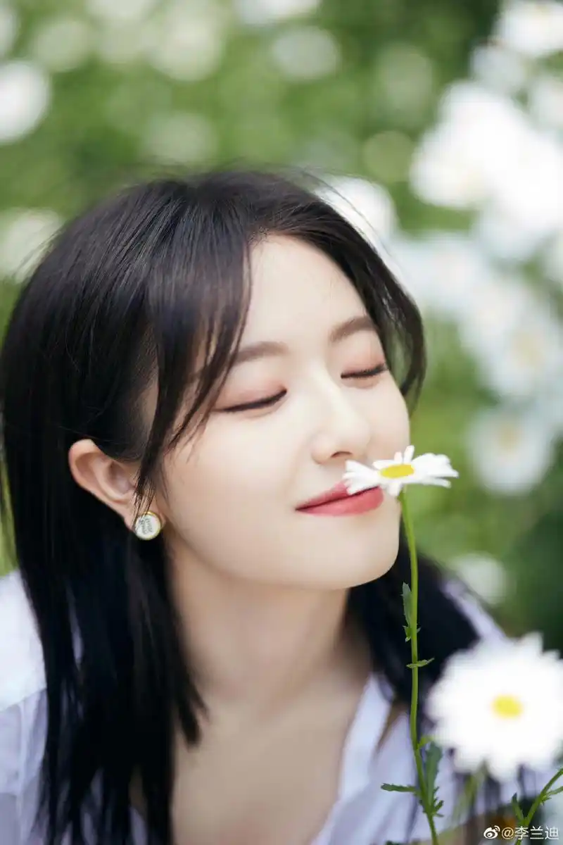 李兰迪  高跟凉鞋  小蛮腰