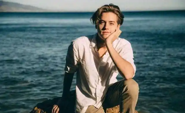 男友颜值快赶上小李子了,是关晓彤新电影男主_dylan_寸头_天使