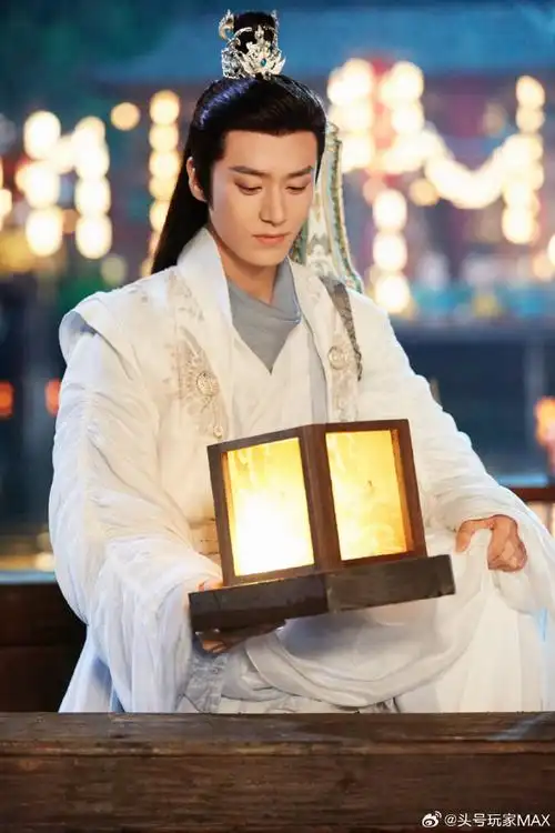 仙剑四还是很会选择角色的,因为茅子俊的古装造型真的把那种古装美