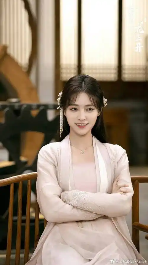 18-20剧:景甜,刘诗诗,钟汉良,许佳琪,赵露思,黄景瑜的剧_李易峰_少年