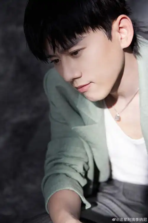 张杰绿西装#张杰#声生不息宝岛季#绿西装96清爽干净帅气十足今晚