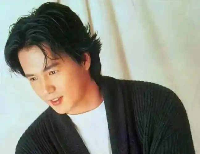 年轻时的林瑞阳是台湾第一小生女儿出生后,护士惊呼血型不符?