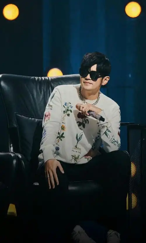 周杰伦《说唱梦工厂》高清无水印帅照