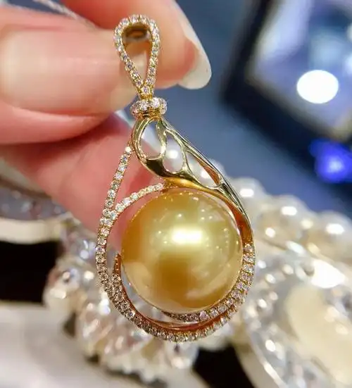 吊坠超级漂亮的浓金色珍珠1314mm正圆强光极微瑕品质款式非常耐看呢