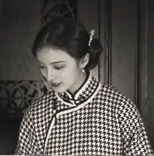 复古国风女生头像