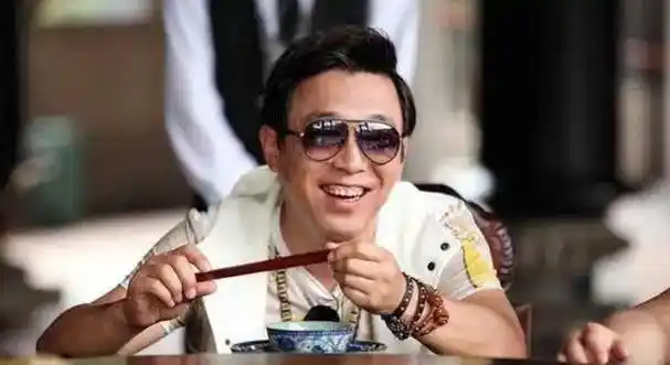 黄渤新片搭档流量大咖王一博,看到导演大家乐了:黄渤来演就对了_陈烁