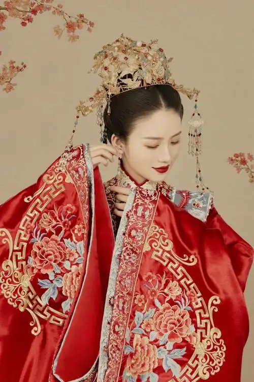 当汉服婚纱照遇上工笔画