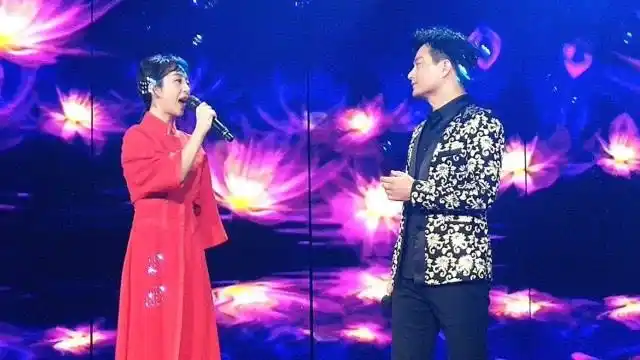郭津彤, 云飞婚礼上合唱这首歌曲,堪称千古绝唱,真的太幸福了!