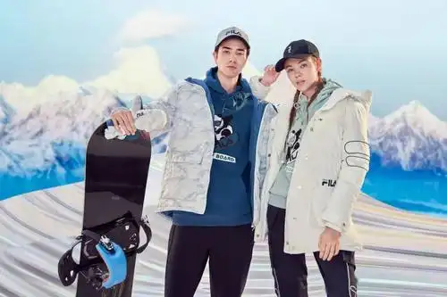 67converse再度联手张艺兴推出联名鞋款