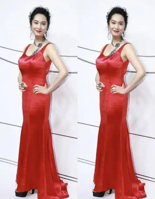 朱茵这造型真撩人,穿旗袍还秀出了"x身材",真让人羡慕_服装_女性_颜色