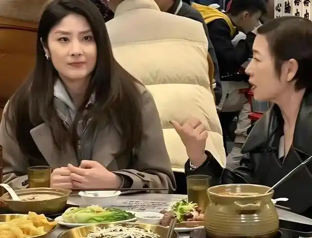 62岁刘德华晒一日三餐,网友:太拼了,难怪看起来像40岁