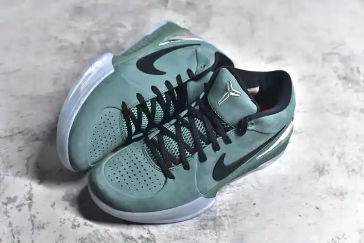 耐克科比四代 nike zoom kobe iv 4 protro 电镀银绿低帮运动篮球鞋