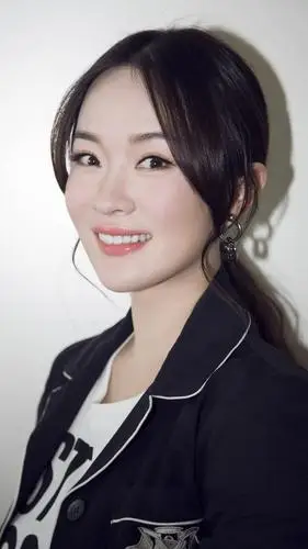 霍思燕美图,御姐风范展现的玲离尽致!