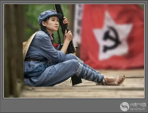 红军女战士 (可发) (3).jpg