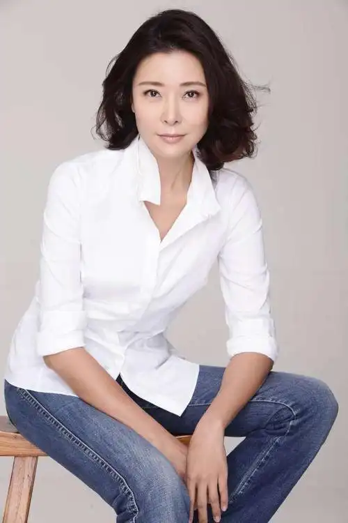 论家世显赫,又敢说真话的红三代女演员,她几乎是一枝独秀