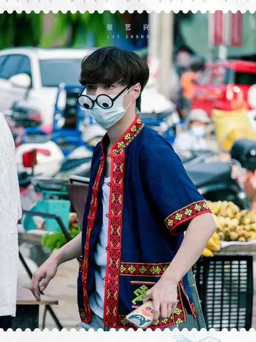 帅帅可爱又搞怪的崽崽张艺兴