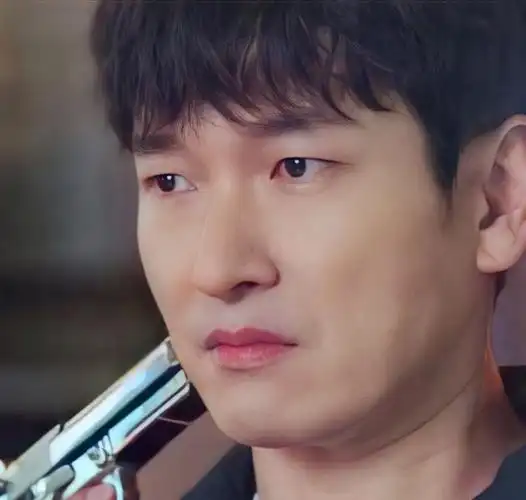 徒手修飞机举枪为世界,jtbc请曹承佑做了南柯一梦,还好片酬到手