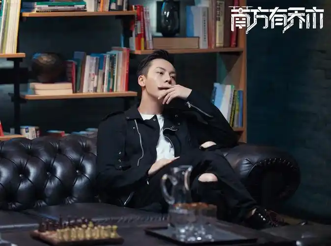 陈伟霆南方有乔木暖心收官反差演绎时樾三段人生