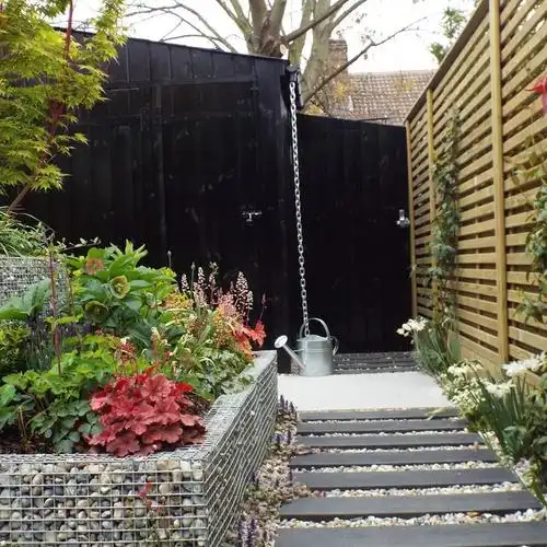 小庭院花园设计,如何让人眼前一亮?