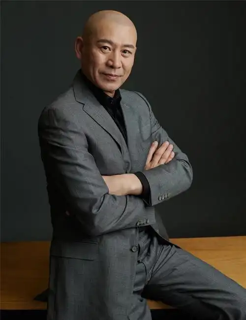 师小红:和谢兰坚持丁克12年愁坏母亲,52岁意外得子全家乐开怀|演员