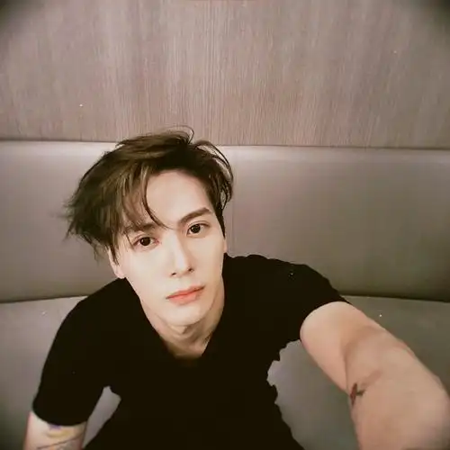 王嘉尔最新消息