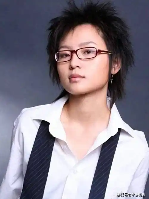 样貌对比明显,背后是她们想红的无奈_周笔畅_尚雯婕_安又琪