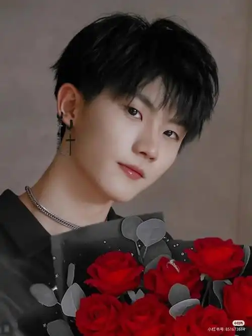 时代少年团队长马嘉祺超帅的好不好