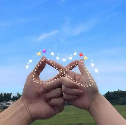 超火情侣手势照推荐给你!让你可以低调撒狗粮!_爱心