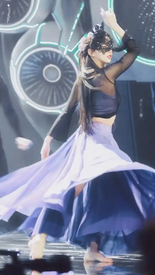 孔雪儿蒙面舞王##蒙面舞王一千零一夜