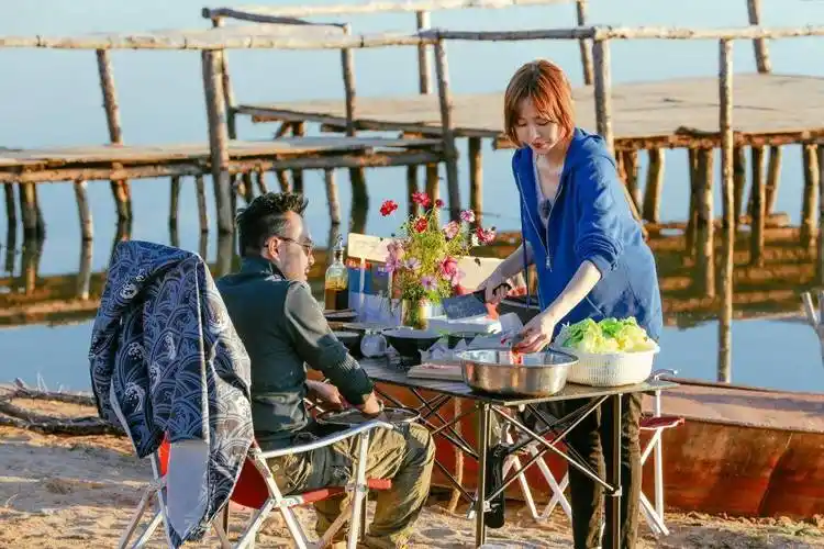 南来北往姜妍:内娱美厨娘,错爱妈宝男,干妈宋丹丹拿她当亲闺女_朱雨辰