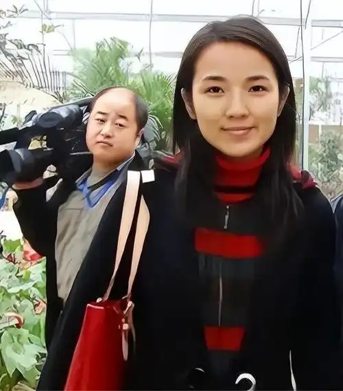 主持人管彤:我这辈子最正确的决定,就是在42岁为普通丈夫生儿子