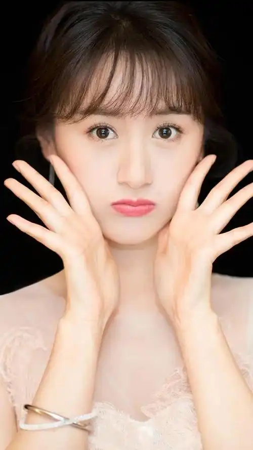 袁冰妍图片壁纸,喜欢就收藏吧