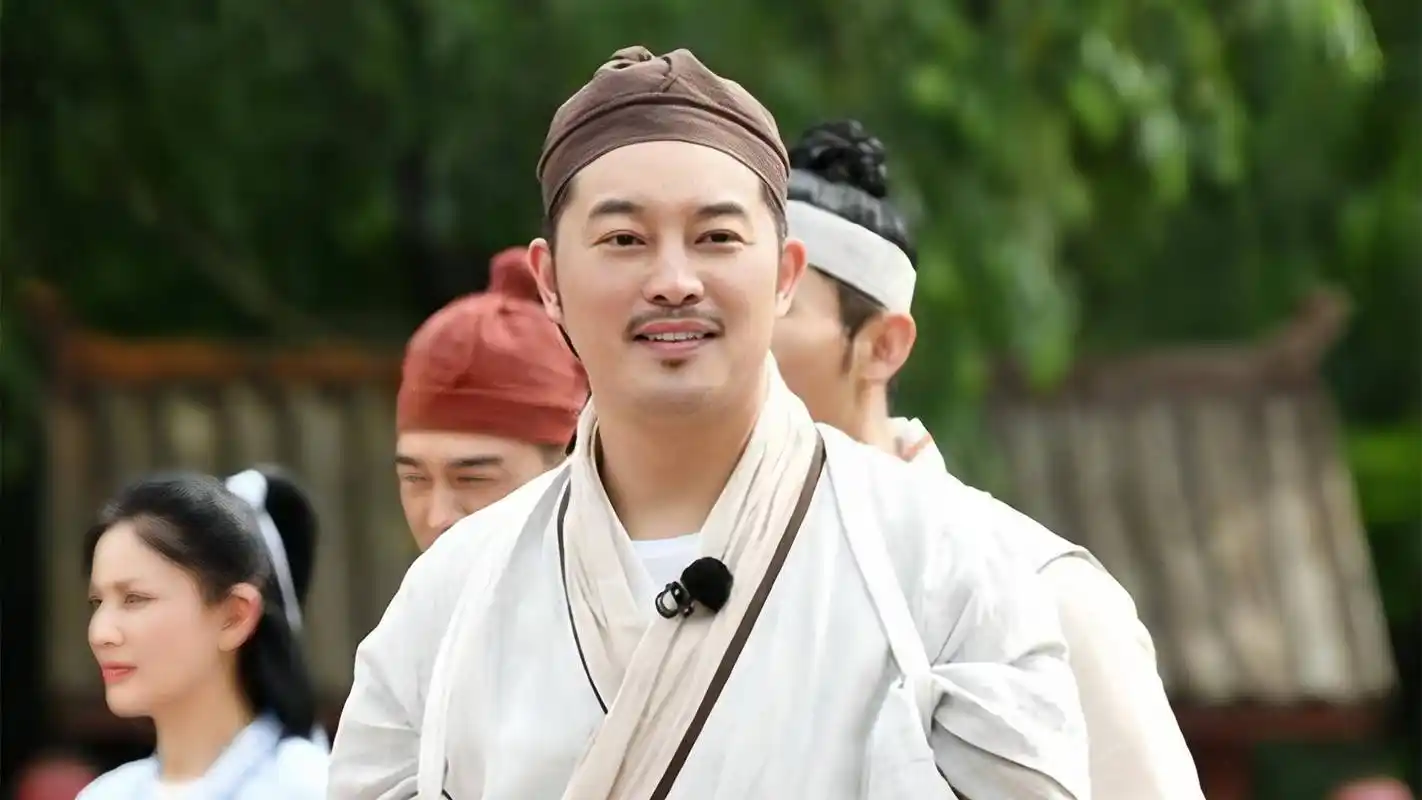 流浪地球2攒下的口碑,都快被沙溢败光了_电视剧_电影_因为