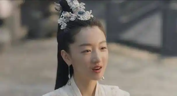 剧情滥俗,套路离谱,舍脸圈钱的周冬雨砸烂招牌_小匡_剧中_许凯