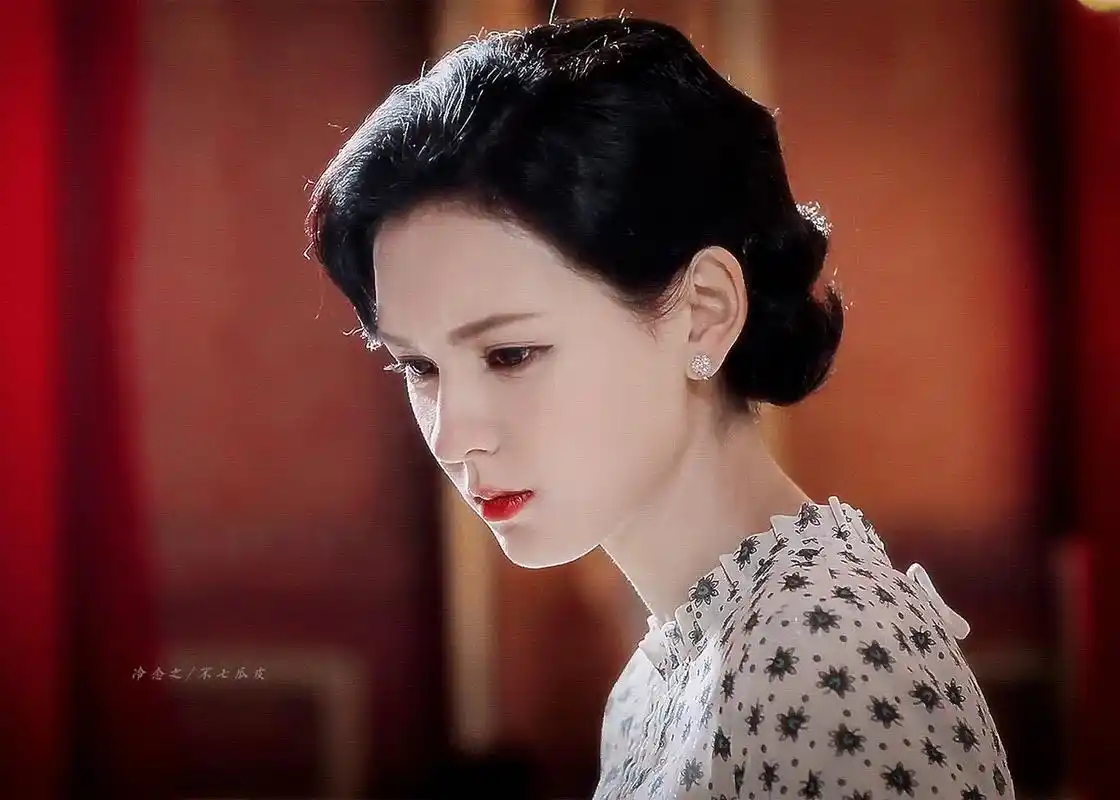 张予曦好适合民国戏,超级精致又温婉