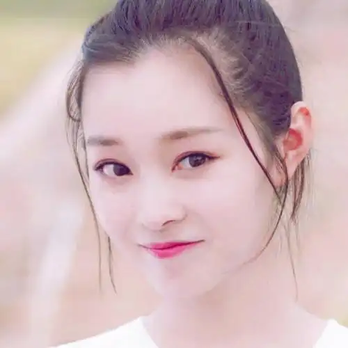 11月3日 18:50   关注  宋轶 爱豆 爱豆头像 头像表情 女生头像 评论