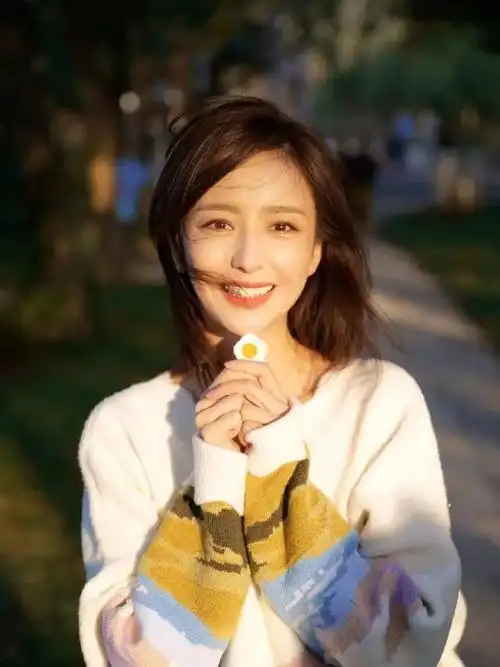 佟丽娅丨越努力,越幸运 - 知乎