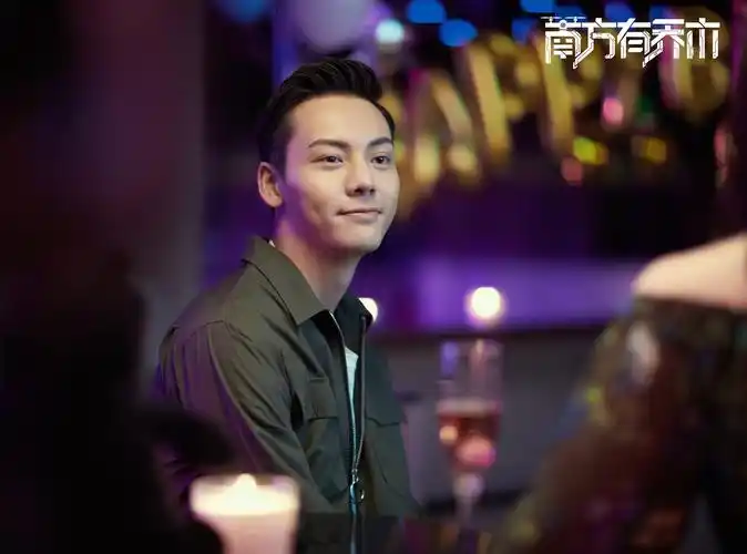 陈伟霆南方有乔木暖心收官反差演绎时樾三段人生