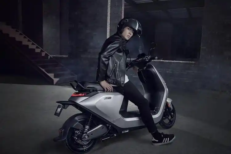 第103期top榜铜奖九号n系列电动摩托车