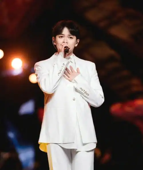 尤长靖|飘向北方|高音王子_小王子_尤长靖_娱乐_明星娱乐资讯