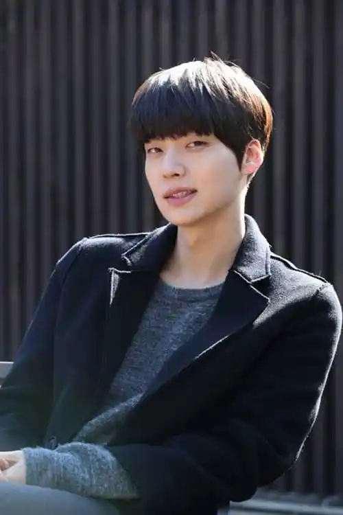 二十款韩国风格男生发型 几乎涵盖所有韩式发型(5)