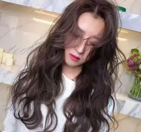 今年发根烫火了想烫发的女生可以做参考